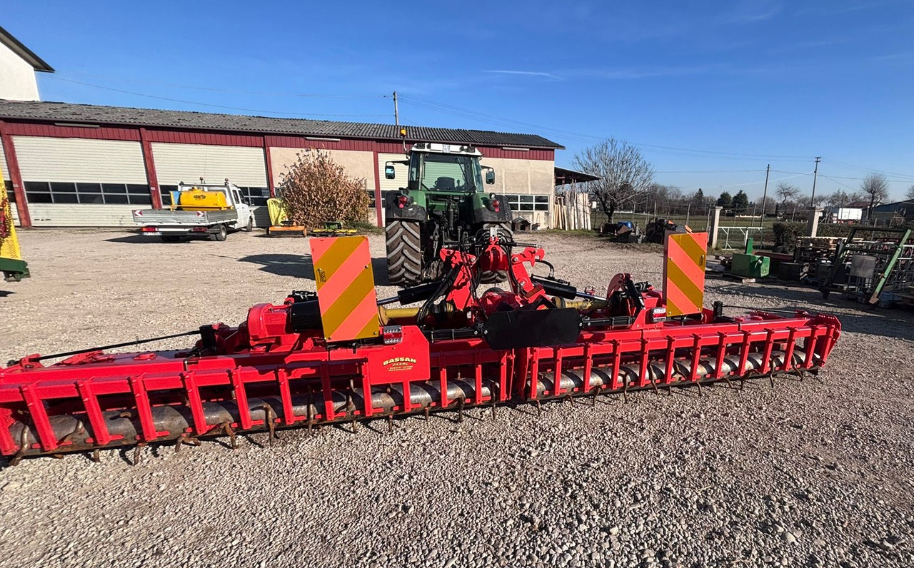 MASCHIO ERPICE ROTANTE AQUILA 6000 RAPIDO - Грунтофреза: фото 2 MASCHIO ERPICE ROTANTE AQUILA 6000 RAPIDO - Грунтофреза: фото 2