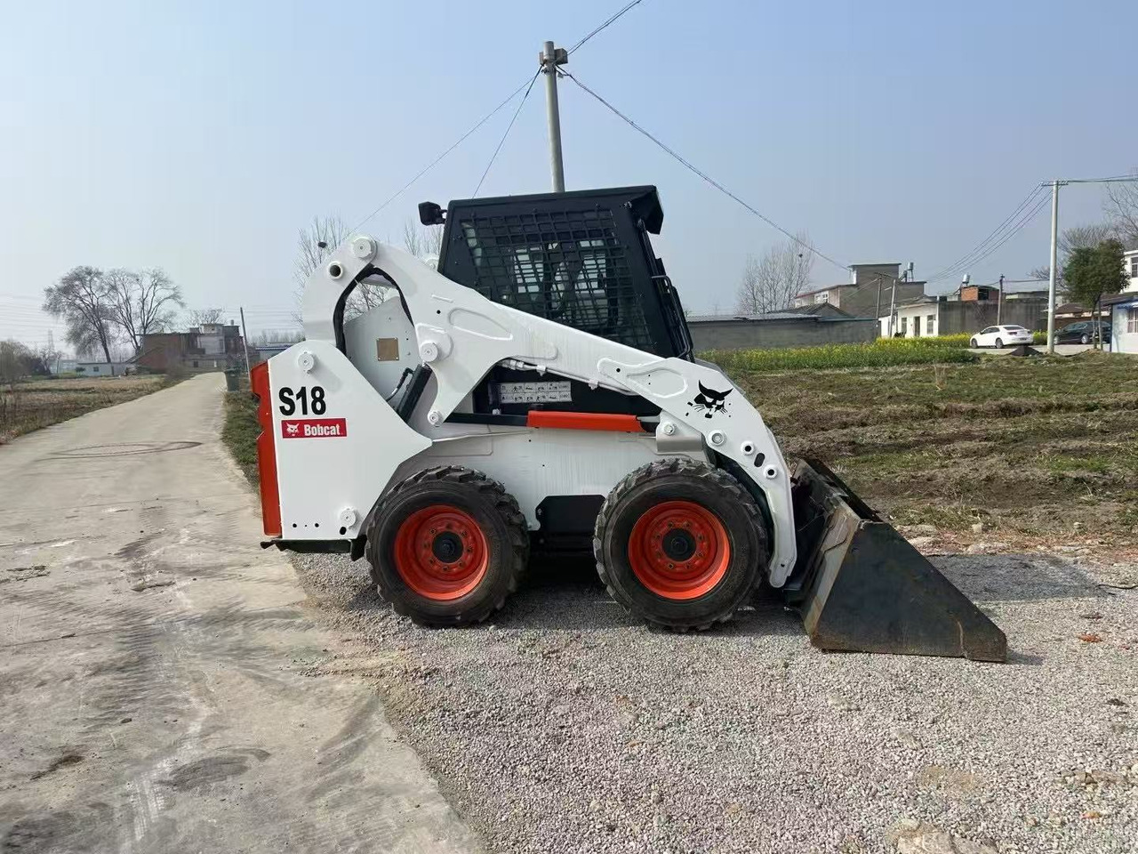 BOBCAT S18 - Міні-навантажувач: фото 3 BOBCAT S18 - Міні-навантажувач: фото 3