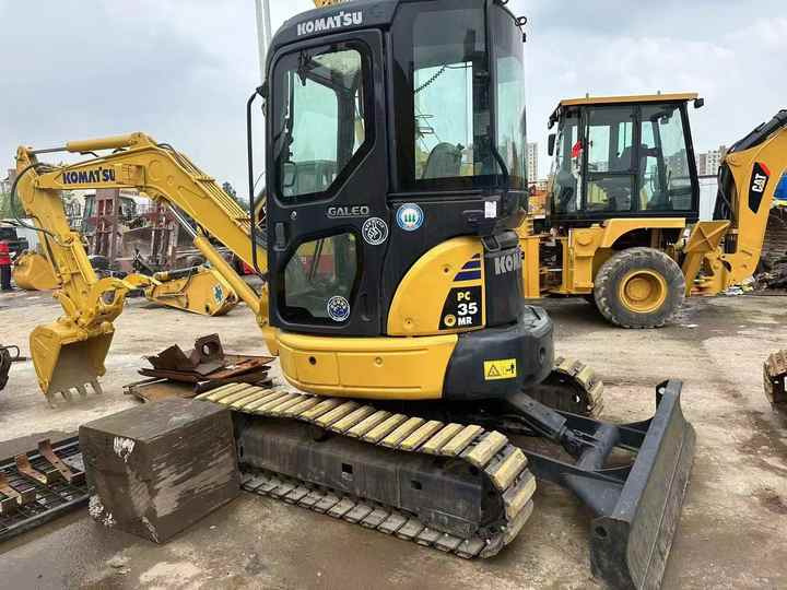 Best Quality Komatsu PC35mr Used Mini Excavator Earth-moving Machinery in Good Condition - Гусеничний екскаватор: фото 2 Best Quality Komatsu PC35mr Used Mini Excavator Earth-moving Machinery in Good Condition - Гусеничний екскаватор: фото 2