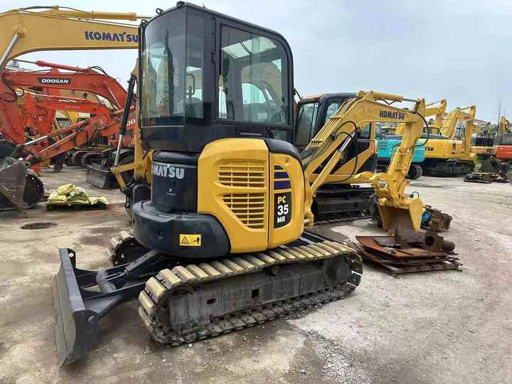 Best Quality Komatsu PC35mr Used Mini Excavator Earth-moving Machinery in Good Performance - Гусеничний екскаватор: фото 3 Best Quality Komatsu PC35mr Used Mini Excavator Earth-moving Machinery in Good Performance - Гусеничний екскаватор: фото 3