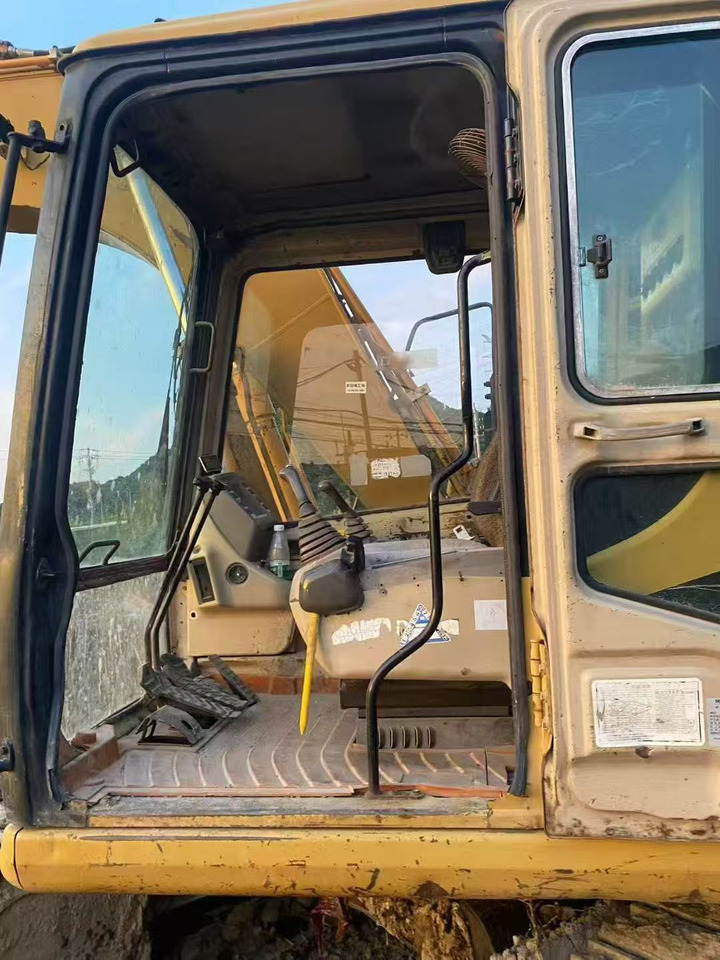 CATERPILLAR 312B - Екскаватор: фото 5 CATERPILLAR 312B - Екскаватор: фото 5