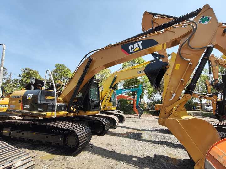 Durable Second Hand Machine Original Used Caterpillar Excavator CAT 330D2 USED 329D2 320D2 325D 315D Excavator - Гусеничний екскаватор: фото 3 Durable Second Hand Machine Original Used Caterpillar Excavator CAT 330D2 USED 329D2 320D2 325D 315D Excavator - Гусеничний екскаватор: фото 3