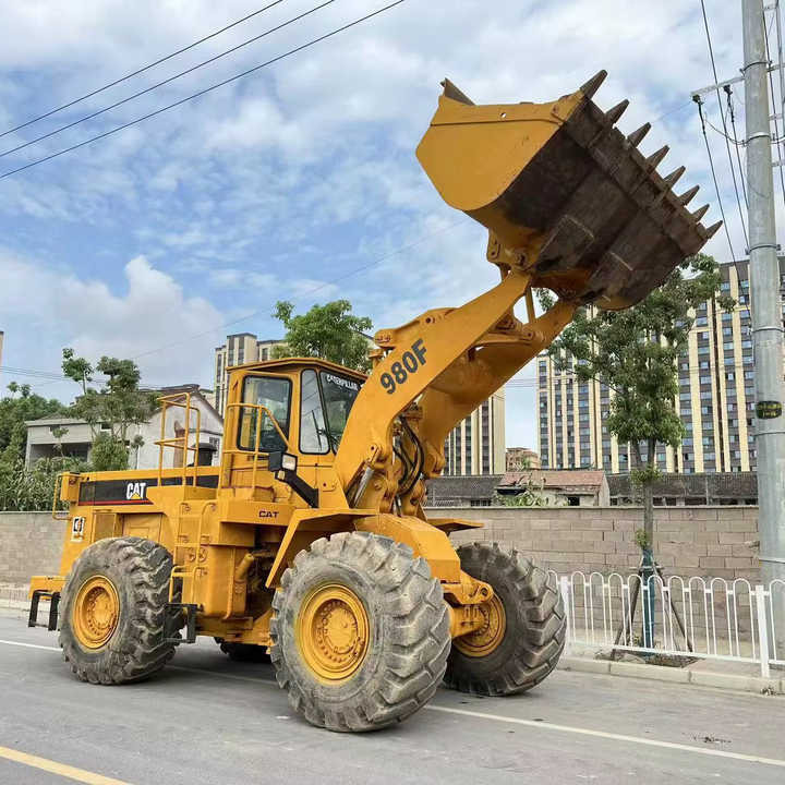Heavy-Duty CAT980F Wheel Loader for Sale - Excavator Attachment Compatible | Export Ready - Колісний навантажувач: фото 2 Heavy-Duty CAT980F Wheel Loader for Sale - Excavator Attachment Compatible | Export Ready - Колісний навантажувач: фото 2
