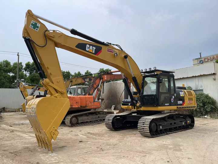 High Quality Japanese Cat325DL 29tons Excavator Second Hand Caterpillar with Factory Price Cheapest Price - Гусеничний екскаватор: фото 3 High Quality Japanese Cat325DL 29tons Excavator Second Hand Caterpillar with Factory Price Cheapest Price - Гусеничний екскаватор: фото 3