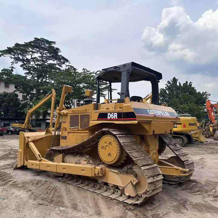 Original Caterpillar D6r Bulldozer Used Caterpillar D5 D6 D7 Bulldozer on Sale High Quality Caterpillar D6r Bulldozer - Бульдозер: фото 3 Original Caterpillar D6r Bulldozer Used Caterpillar D5 D6 D7 Bulldozer on Sale High Quality Caterpillar D6r Bulldozer - Бульдозер: фото 3