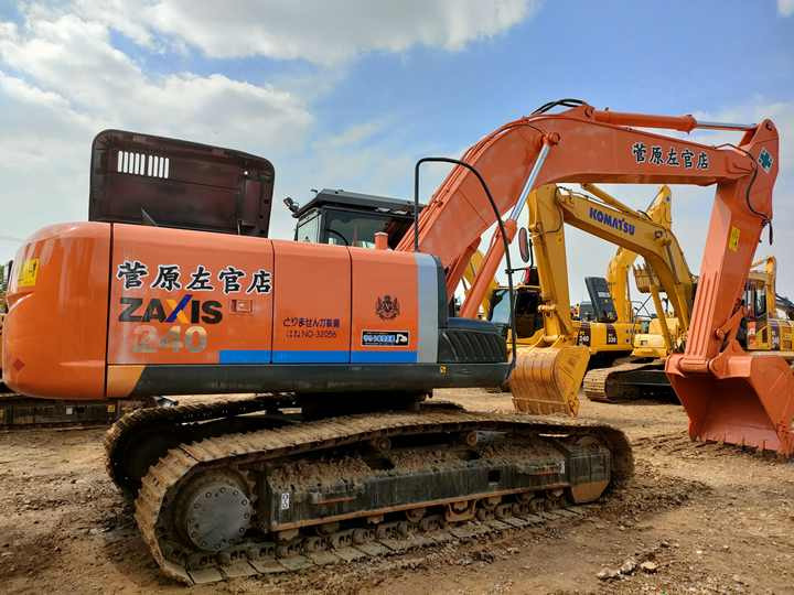 Original Japan Hitachi ZX240 Excavator Hitachi Excavator in Low Price for Hot Sale - Гусеничний екскаватор: фото 3 Original Japan Hitachi ZX240 Excavator Hitachi Excavator in Low Price for Hot Sale - Гусеничний екскаватор: фото 3
