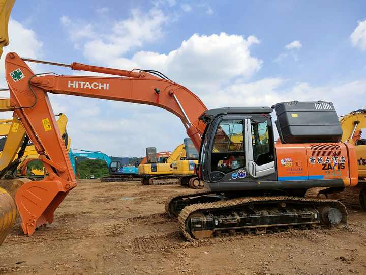 Original Japan Hitachi ZX240 Excavator Hitachi Excavator in Low Price for Hot Sale - Гусеничний екскаватор: фото 2 Original Japan Hitachi ZX240 Excavator Hitachi Excavator in Low Price for Hot Sale - Гусеничний екскаватор: фото 2