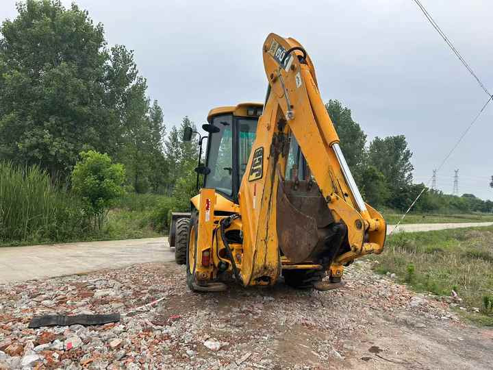 Second Hand Retroexcavadora JCB 3cx Backhoe Loader Multi Functional Original JCB Backhoe Loader 3CX 4CX 4x4 Good Quality Price - Екскаватор-навантажувач: фото 5 Second Hand Retroexcavadora JCB 3cx Backhoe Loader Multi Functional Original JCB Backhoe Loader 3CX 4CX 4x4 Good Quality Price - Екскаватор-навантажувач: фото 5