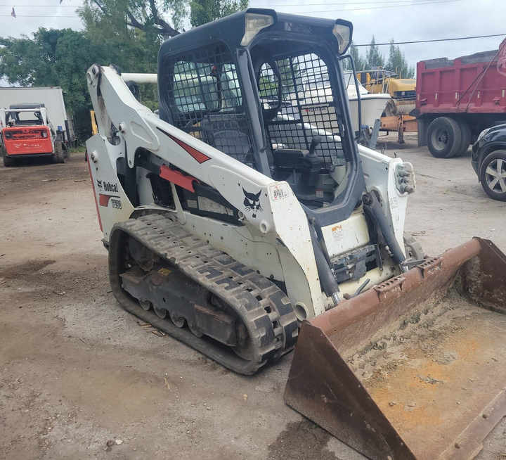 Used Bob Cat Bob Cat T590 Used Skid Steer Wheel Loader Multifunctional Track Loaders Bobcat - Міні-навантажувач: фото 2 Used Bob Cat Bob Cat T590 Used Skid Steer Wheel Loader Multifunctional Track Loaders Bobcat - Міні-навантажувач: фото 2