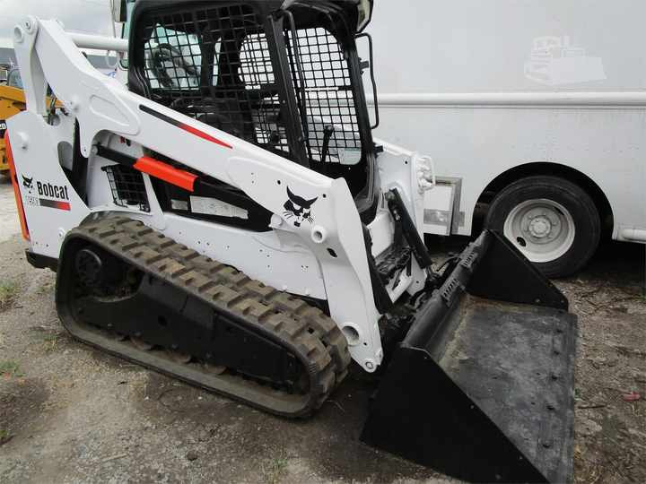 Used Bobcat T590 Used Skid Steer Loader with Good Condition for Sale S160 S185 S300 S330 T590 3T 4T 5T 2T - Міні-навантажувач: фото 2 Used Bobcat T590 Used Skid Steer Loader with Good Condition for Sale S160 S185 S300 S330 T590 3T 4T 5T 2T - Міні-навантажувач: фото 2