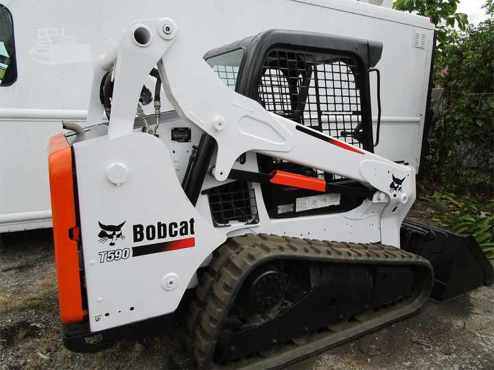 Used Bobcat T590 Used Skid Steer Loader with Good Condition for Sale S160 S185 S300 S330 T590 3T 4T 5T 2T - Міні-навантажувач: фото 4 Used Bobcat T590 Used Skid Steer Loader with Good Condition for Sale S160 S185 S300 S330 T590 3T 4T 5T 2T - Міні-навантажувач: фото 4