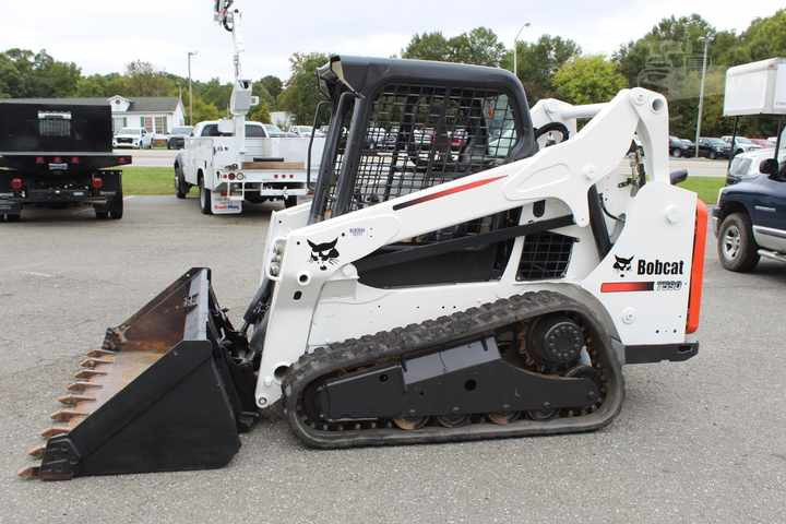 Used Bobcat T590 UsedSkid Steer Loader with Good Condition for Sale S160 S300 S185 S330 - Міні-навантажувач: фото 2 Used Bobcat T590 UsedSkid Steer Loader with Good Condition for Sale S160 S300 S185 S330 - Міні-навантажувач: фото 2