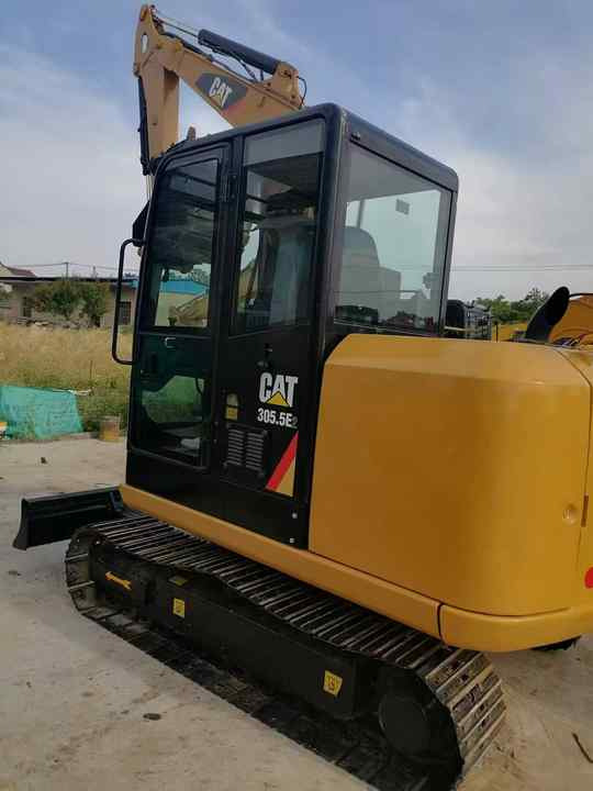Used CAT 305.5E 5T Second Hand Japan Original MINI Excavator Mining Construction Excavators Hot Sale 306 307 308 Small Mini 6t - Міні-екскаватор: фото 2 Used CAT 305.5E 5T Second Hand Japan Original MINI Excavator Mining Construction Excavators Hot Sale 306 307 308 Small Mini 6t - Міні-екскаватор: фото 2