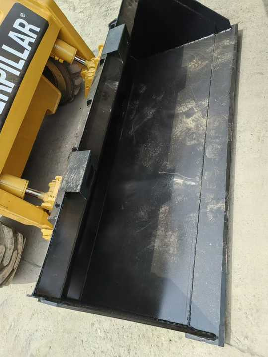 Used Caterpillar 226b Skid Steer with Excellent Performance on Sale Road Working Equipment - Міні-навантажувач: фото 5 Used Caterpillar 226b Skid Steer with Excellent Performance on Sale Road Working Equipment - Міні-навантажувач: фото 5
