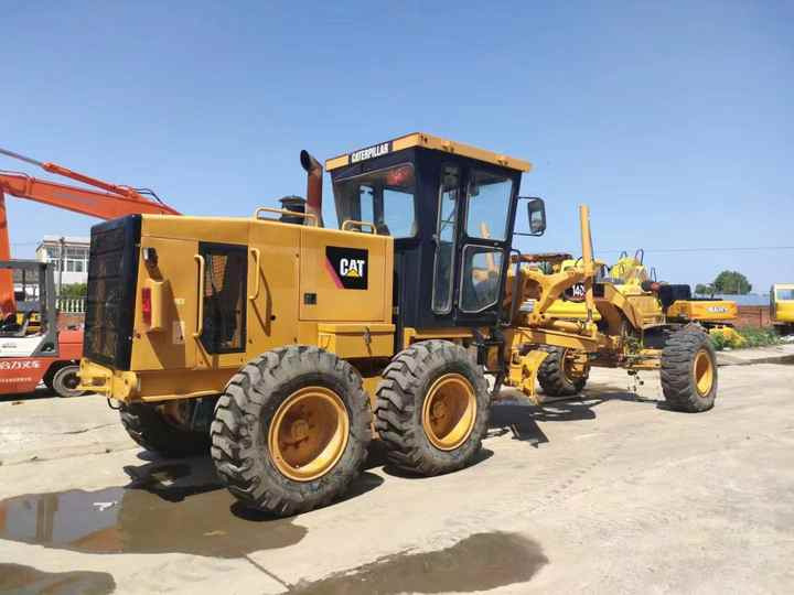 Used Caterpillar CAT 140k Land Road Motor Grader CAT140k Used Grader Cheap Price for Sale - Грейдер: фото 4 Used Caterpillar CAT 140k Land Road Motor Grader CAT140k Used Grader Cheap Price for Sale - Грейдер: фото 4