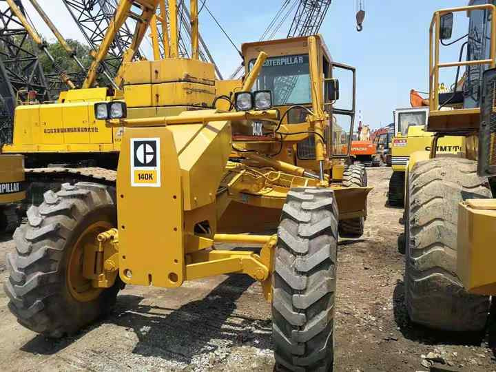 Used Caterpillar CAT 140k Land Road Motor Grader CAT140k Used Grader Cheap Price for Sale - Грейдер: фото 4 Used Caterpillar CAT 140k Land Road Motor Grader CAT140k Used Grader Cheap Price for Sale - Грейдер: фото 4