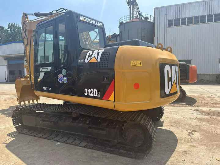 Used Caterpillar Cat312D2 Excavator Original Japan Heavy Machinery Caterpillar 312D2 Excavator for Sale - Гусеничний екскаватор: фото 4 Used Caterpillar Cat312D2 Excavator Original Japan Heavy Machinery Caterpillar 312D2 Excavator for Sale - Гусеничний екскаватор: фото 4