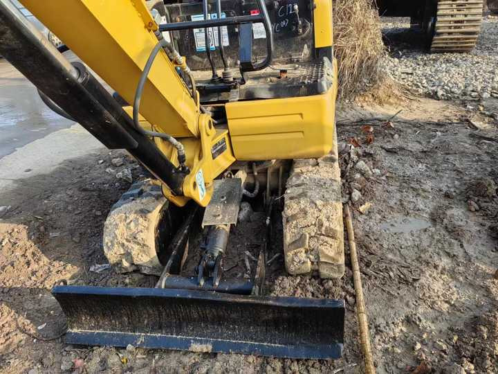 Used Digger CAT 301 Construction Machinery 2 Ton Construction Digger Used CAT 301 Cheap Excavator - Гусеничний екскаватор: фото 5 Used Digger CAT 301 Construction Machinery 2 Ton Construction Digger Used CAT 301 Cheap Excavator - Гусеничний екскаватор: фото 5
