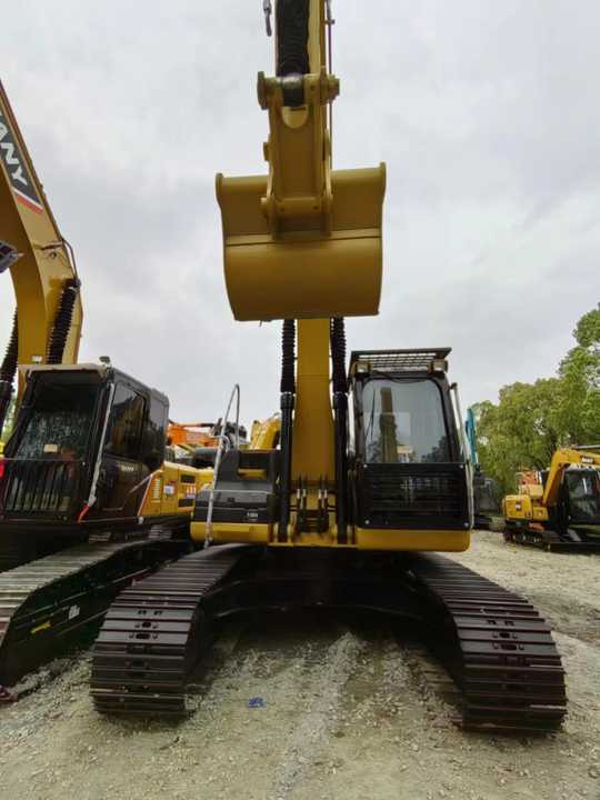 Used Digger CAT 323D2L Construction Machinery Construction Digger Used CAT 323D2L Cheap Excavator - Гусеничний екскаватор: фото 3 Used Digger CAT 323D2L Construction Machinery Construction Digger Used CAT 323D2L Cheap Excavator - Гусеничний екскаватор: фото 3