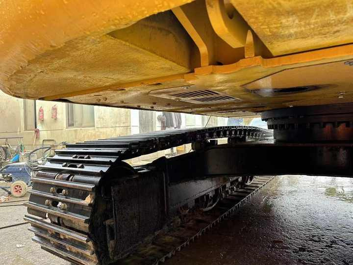 Used Digger CAT 323D2L Construction Machinery Construction Digger Used CAT 323D2L Cheap Excavator - Гусеничний екскаватор: фото 4 Used Digger CAT 323D2L Construction Machinery Construction Digger Used CAT 323D2L Cheap Excavator - Гусеничний екскаватор: фото 4