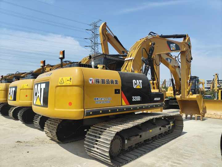Used Excavator Catterpiller Cat320D with Wide Track Shoe Hot Sale Used Engineering & Construction Machinery - Екскаватор: фото 4 Used Excavator Catterpiller Cat320D with Wide Track Shoe Hot Sale Used Engineering & Construction Machinery - Екскаватор: фото 4
