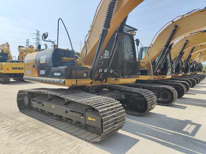 Used Excavator Catterpiller Cat320D with Wide Track Shoe Hot Sale Used Engineering & Construction Machinery - Екскаватор: фото 5 Used Excavator Catterpiller Cat320D with Wide Track Shoe Hot Sale Used Engineering & Construction Machinery - Екскаватор: фото 5