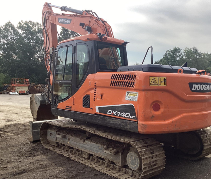 Used Excavator Doosan DX140 Excavators Mini Equipment Earth Moving Machinery Doosan Digger Excavator for Sale - Гусеничний екскаватор: фото 5 Used Excavator Doosan DX140 Excavators Mini Equipment Earth Moving Machinery Doosan Digger Excavator for Sale - Гусеничний екскаватор: фото 5