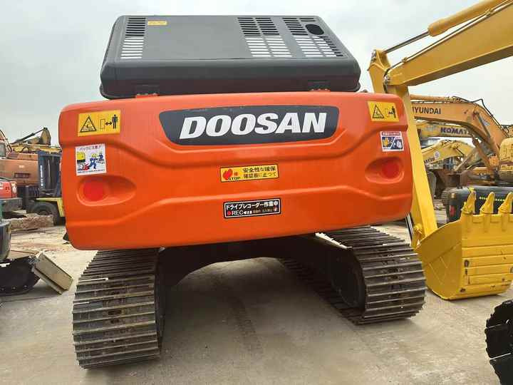 Used Excavator Doosan DX225LC-9 Excavators Mini Equipment Earth Moving Machinery Doosan Digger Excavator for Sale - Гусеничний екскаватор: фото 5 Used Excavator Doosan DX225LC-9 Excavators Mini Equipment Earth Moving Machinery Doosan Digger Excavator for Sale - Гусеничний екскаватор: фото 5