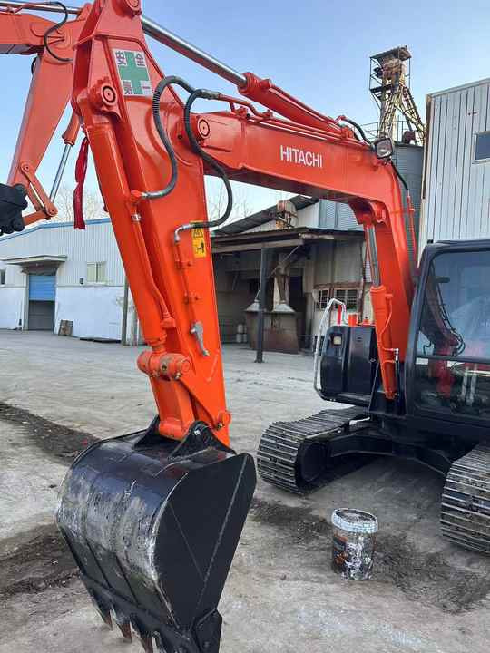 Used Excavator Good Quality Low Price Hitachi ZX70 Excavator in Good Condition for Sale - Гусеничний екскаватор: фото 4 Used Excavator Good Quality Low Price Hitachi ZX70 Excavator in Good Condition for Sale - Гусеничний екскаватор: фото 4