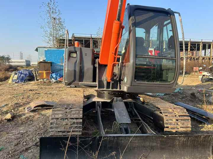 Used HITACHI ZX70 Model Mini Excavator Second Hand Machine Popular Brand Japan Hitachi Hydraulic Machinery - Екскаватор: фото 4 Used HITACHI ZX70 Model Mini Excavator Second Hand Machine Popular Brand Japan Hitachi Hydraulic Machinery - Екскаватор: фото 4