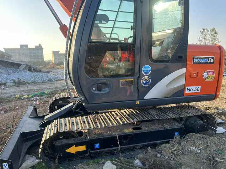 Used HITACHI ZX70 Model Mini Excavator Second Hand Machine Popular Brand Japan Hitachi Hydraulic Machinery - Екскаватор: фото 5 Used HITACHI ZX70 Model Mini Excavator Second Hand Machine Popular Brand Japan Hitachi Hydraulic Machinery - Екскаватор: фото 5