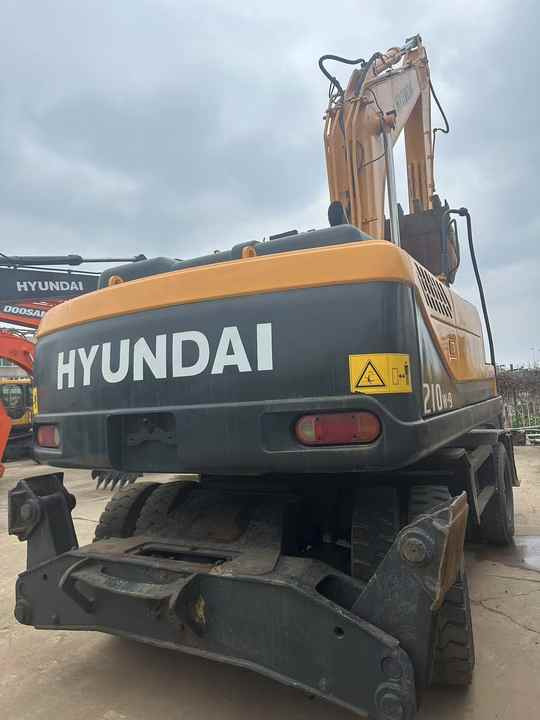 Used Hyundai Korea Hydraulic Excavator Hyundai 210-9 Excavator Excellent Condition 21 Ton Used Excavator for Sale - Екскаватор: фото 2 Used Hyundai Korea Hydraulic Excavator Hyundai 210-9 Excavator Excellent Condition 21 Ton Used Excavator for Sale - Екскаватор: фото 2