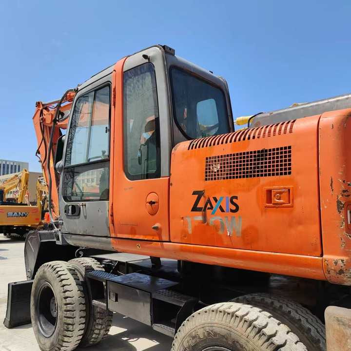 Used Japan Original Brand Hitachi Zx 130w Wheel Excavator Hitachi Zx120 130 200 Excavator for Sale - Екскаватор: фото 3 Used Japan Original Brand Hitachi Zx 130w Wheel Excavator Hitachi Zx120 130 200 Excavator for Sale - Екскаватор: фото 3