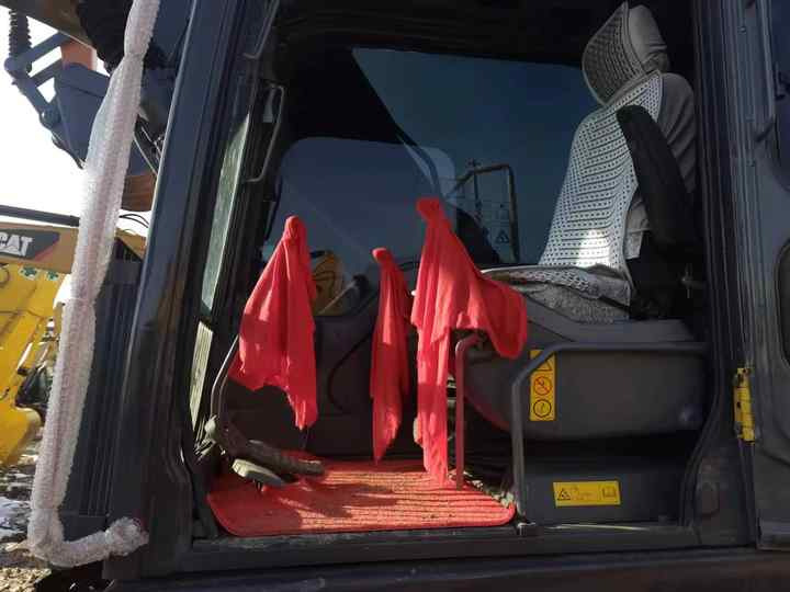 Used Korea Brand volvo Ec210 Excavator for Sale - Екскаватор: фото 4 Used Korea Brand volvo Ec210 Excavator for Sale - Екскаватор: фото 4