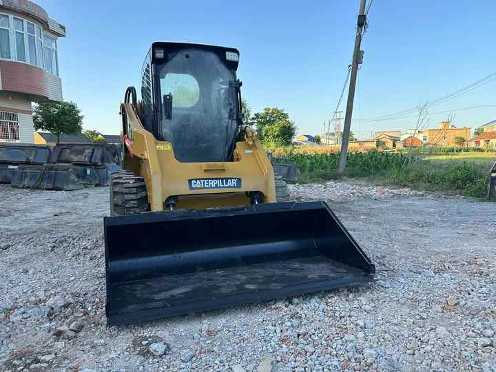 Used Original Caterpillar 246c Skid Steer Loader for Sale Used Cat226b 246c 246d Skid Steer Loader - Міні-навантажувач: фото 3 Used Original Caterpillar 246c Skid Steer Loader for Sale Used Cat226b 246c 246d Skid Steer Loader - Міні-навантажувач: фото 3