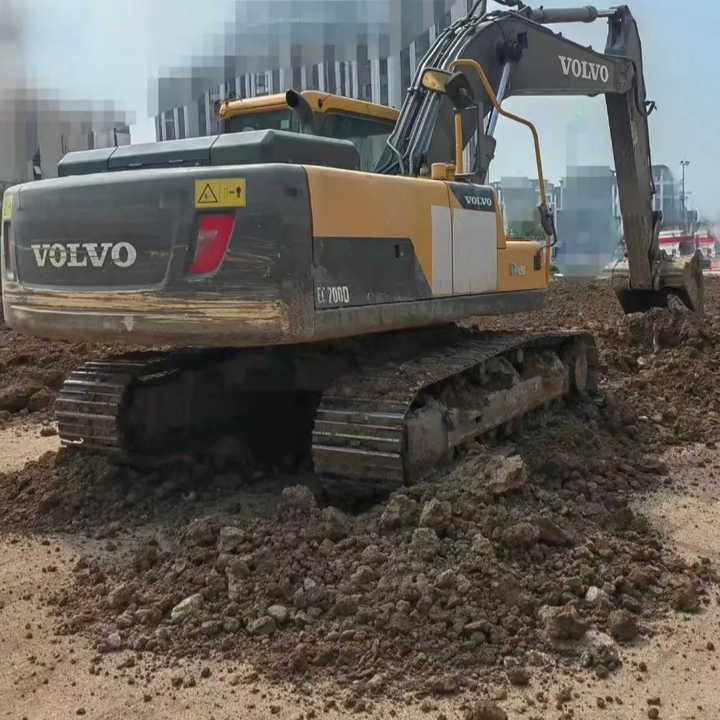 Used Volvo Brand Original EC200B Model Excavator with Good Working Condition for Sale - Гусеничний екскаватор: фото 4 Used Volvo Brand Original EC200B Model Excavator with Good Working Condition for Sale - Гусеничний екскаватор: фото 4