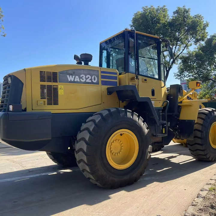 Used komatsu Wa320-5 Wheel Loader Second Hand Machine Popular Brand komatsu Hydraulic Machinery - Колісний навантажувач: фото 1 Used komatsu Wa320-5 Wheel Loader Second Hand Machine Popular Brand komatsu Hydraulic Machinery - Колісний навантажувач: фото 1