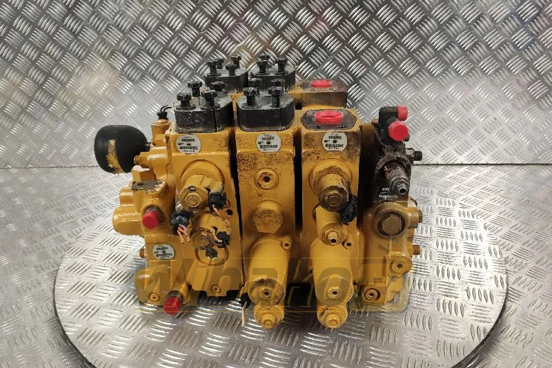 Caterpillar 972K - Гідравлічний клапан в категорії Будівельна техніка: фото 1 Caterpillar 972K - Гідравлічний клапан в категорії Будівельна техніка: фото 1