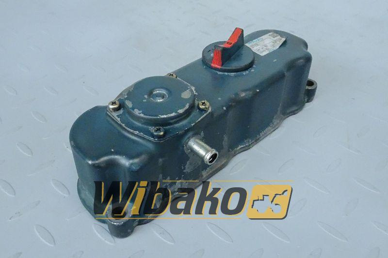 Cylinder head cover for engine Kubota D722 1G958-14504 - Головка блоку в категорії Будівельна техніка: фото 1 Cylinder head cover for engine Kubota D722 1G958-14504 - Головка блоку в категорії Будівельна техніка: фото 1