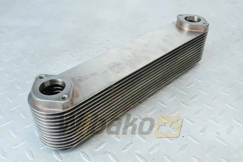 Liebherr 10325002 - Масляний радіатор в категорії Будівельна техніка: фото 1 Liebherr 10325002 - Масляний радіатор в категорії Будівельна техніка: фото 1