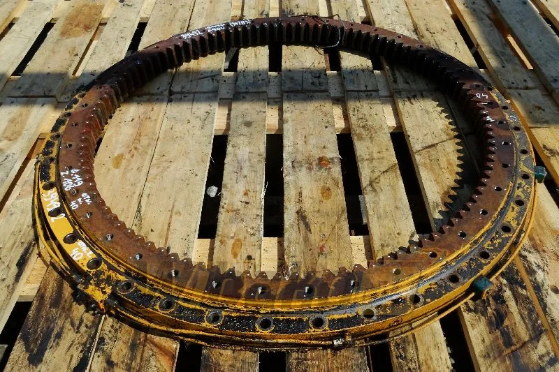 Liebherr A900 - Поворотне кільце в категорії Будівельна техніка: фото 1 Liebherr A900 - Поворотне кільце в категорії Будівельна техніка: фото 1