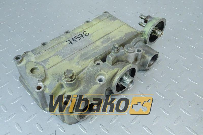 Oil cooler housing for engine Deutz 1013 04206957R - Масляний радіатор в категорії Будівельна техніка: фото 1 Oil cooler housing for engine Deutz 1013 04206957R - Масляний радіатор в категорії Будівельна техніка: фото 1