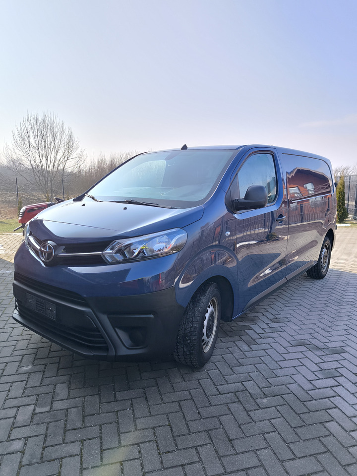 Toyota Proace - Суцільнометалевий фургон: фото 2 Toyota Proace - Суцільнометалевий фургон: фото 2