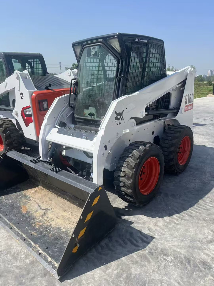 BOBCAT S160 - Міні-навантажувач: фото 2 BOBCAT S160 - Міні-навантажувач: фото 2