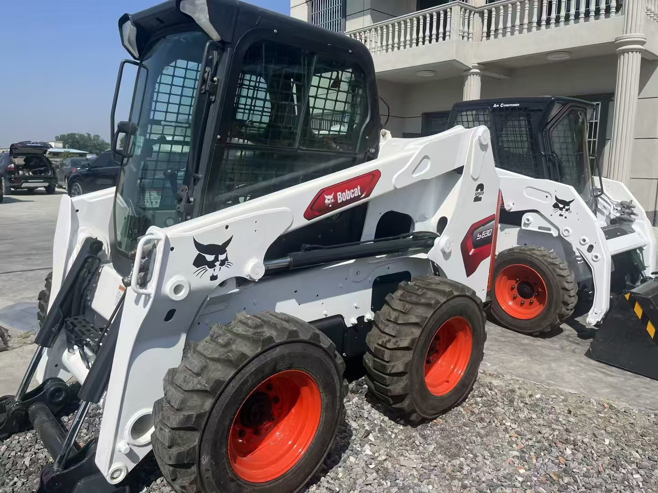 BOBCAT S630 - Міні-навантажувач: фото 4 BOBCAT S630 - Міні-навантажувач: фото 4