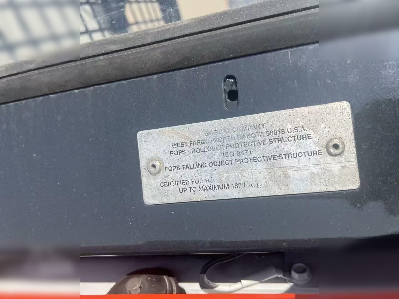 BOBCAT S70 - Міні-навантажувач: фото 3 BOBCAT S70 - Міні-навантажувач: фото 3