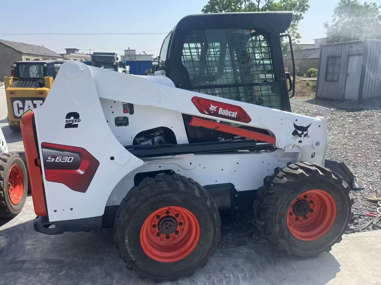 BOBCAT s630 - Міні-навантажувач: фото 3 BOBCAT s630 - Міні-навантажувач: фото 3