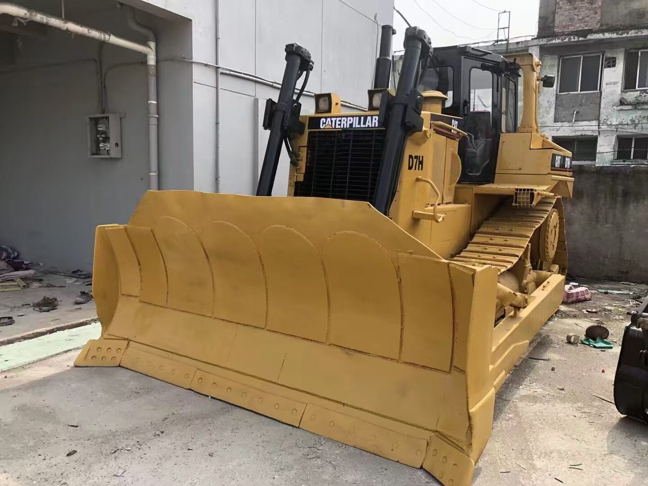 CATERPILLAR D7H - Бульдозер: фото 4 CATERPILLAR D7H - Бульдозер: фото 4