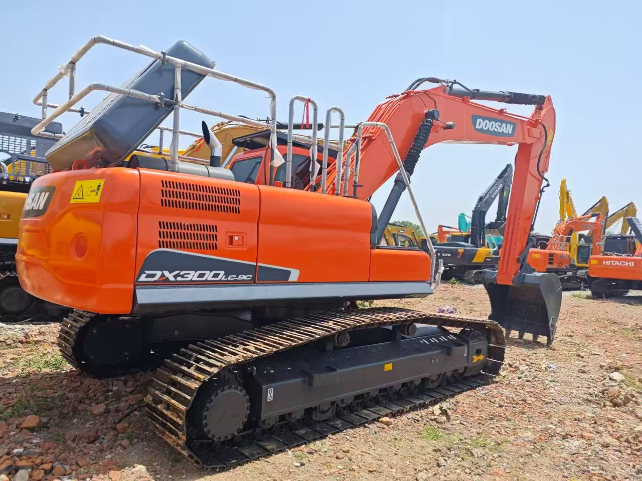 DOOSAN DX300 - Гусеничний екскаватор: фото 2 DOOSAN DX300 - Гусеничний екскаватор: фото 2