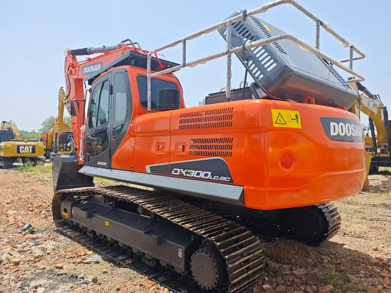 DOOSAN DX300 - Гусеничний екскаватор: фото 4 DOOSAN DX300 - Гусеничний екскаватор: фото 4